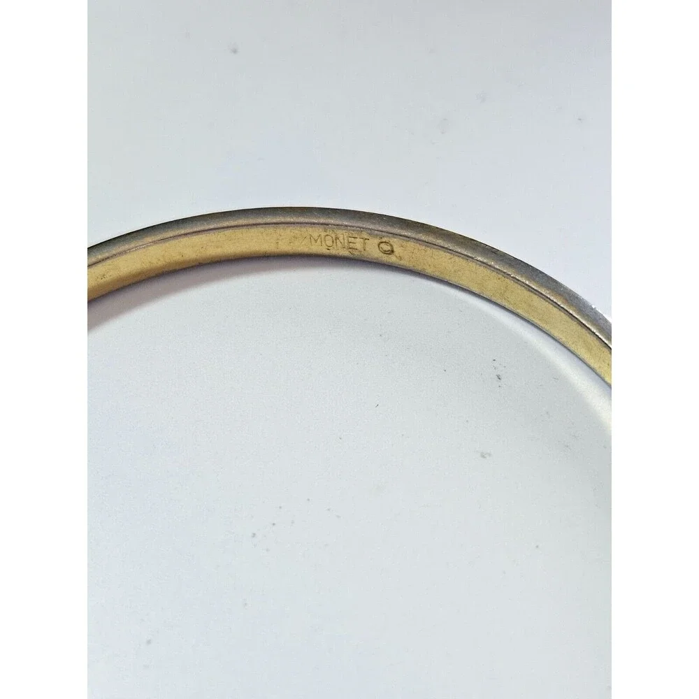 Monet gold tone diamond cut bangle bracelet 7.75